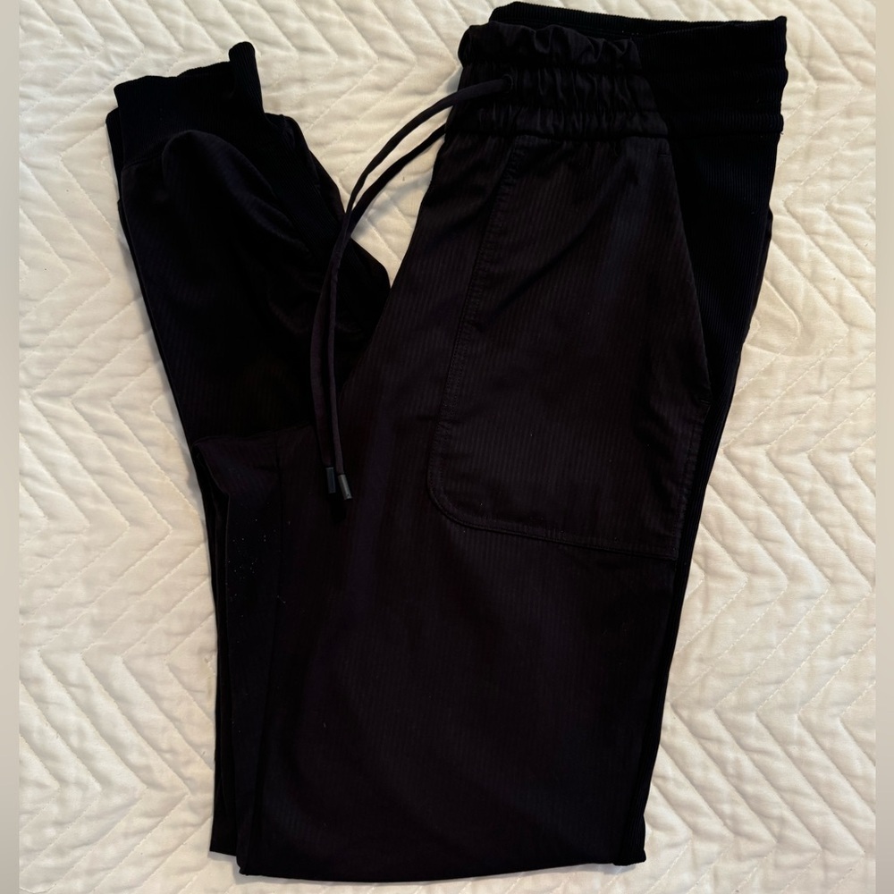 Lululemon Beyond the Studio Jogger Black